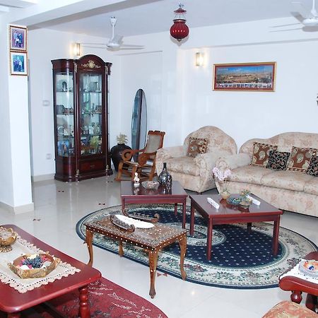 Leelu Homestay Kochi Exterior photo